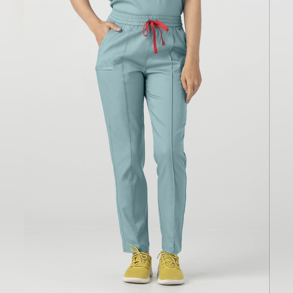 Mediclo TENCEL™ Sicily‎ ‎ Pintuck Tapered Scrub Pants
